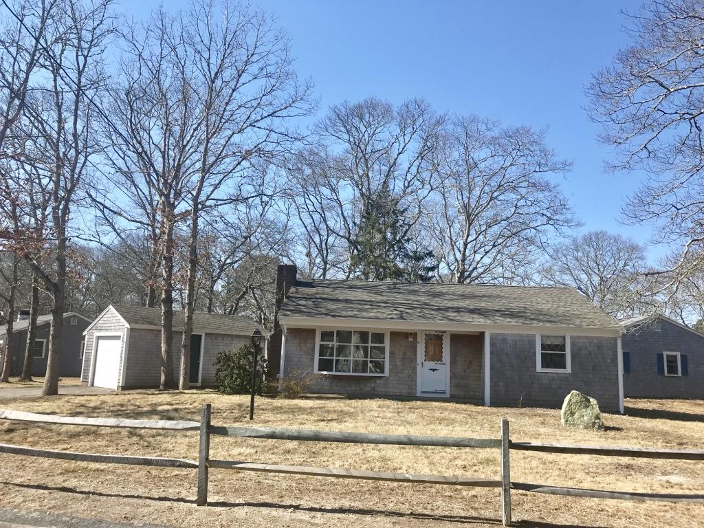85 Castlewood Circle Barnstable MA 02601