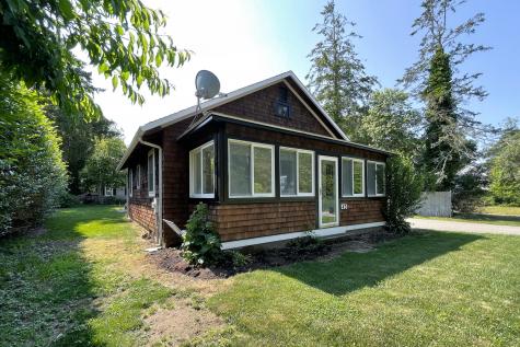 43 Stephens Lane Falmouth MA 02540