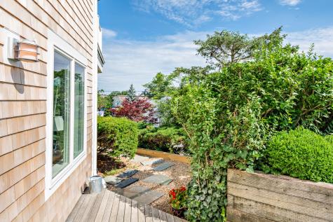 22 W Vine Street Provincetown MA 02657