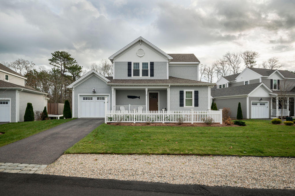 39 Cottage Lane Mashpee MA 02649
