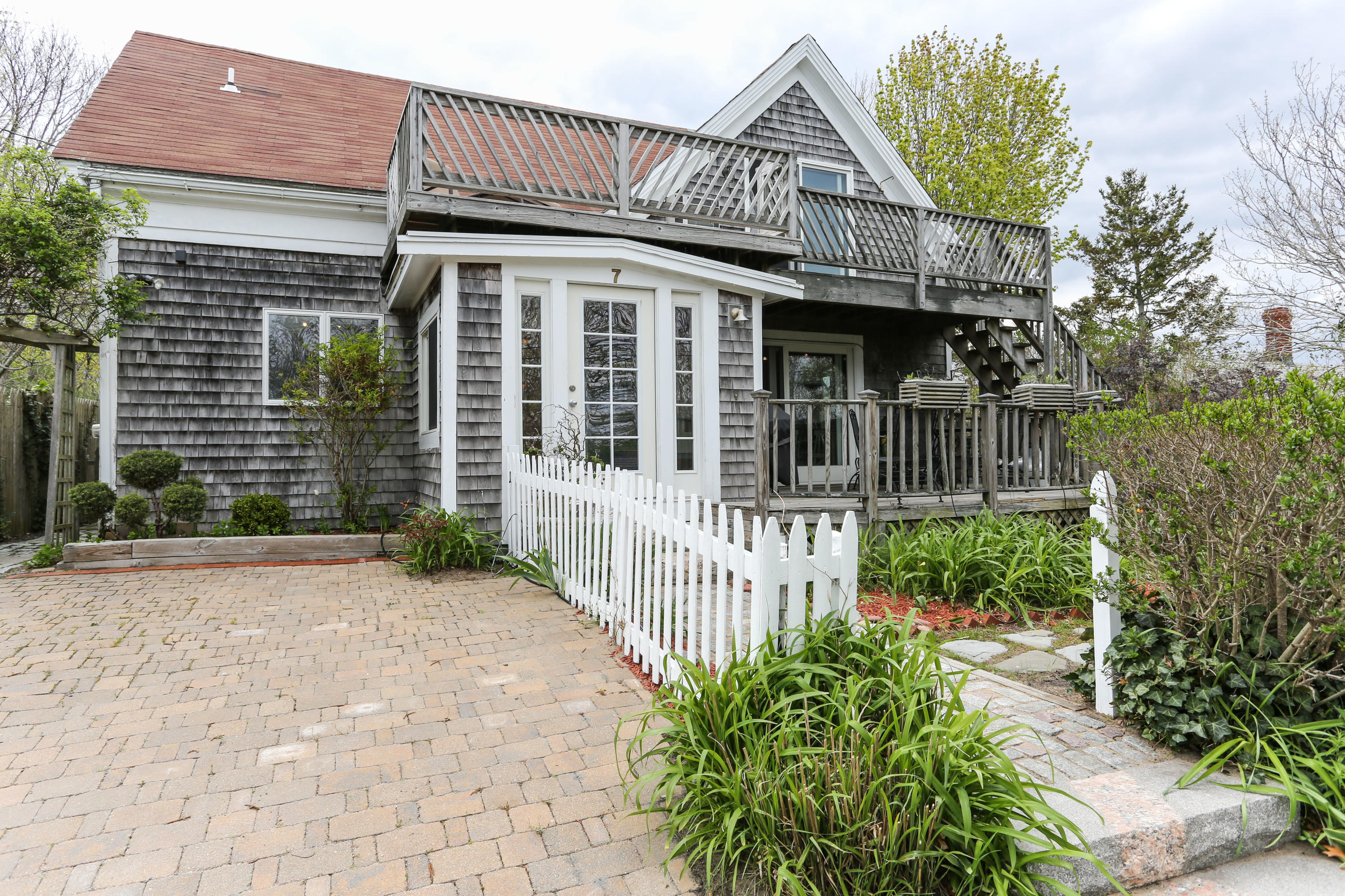 7 Standish Avenue Provincetown MA 02657