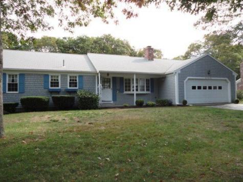 144 Monomoy Circle Barnstable MA 02632