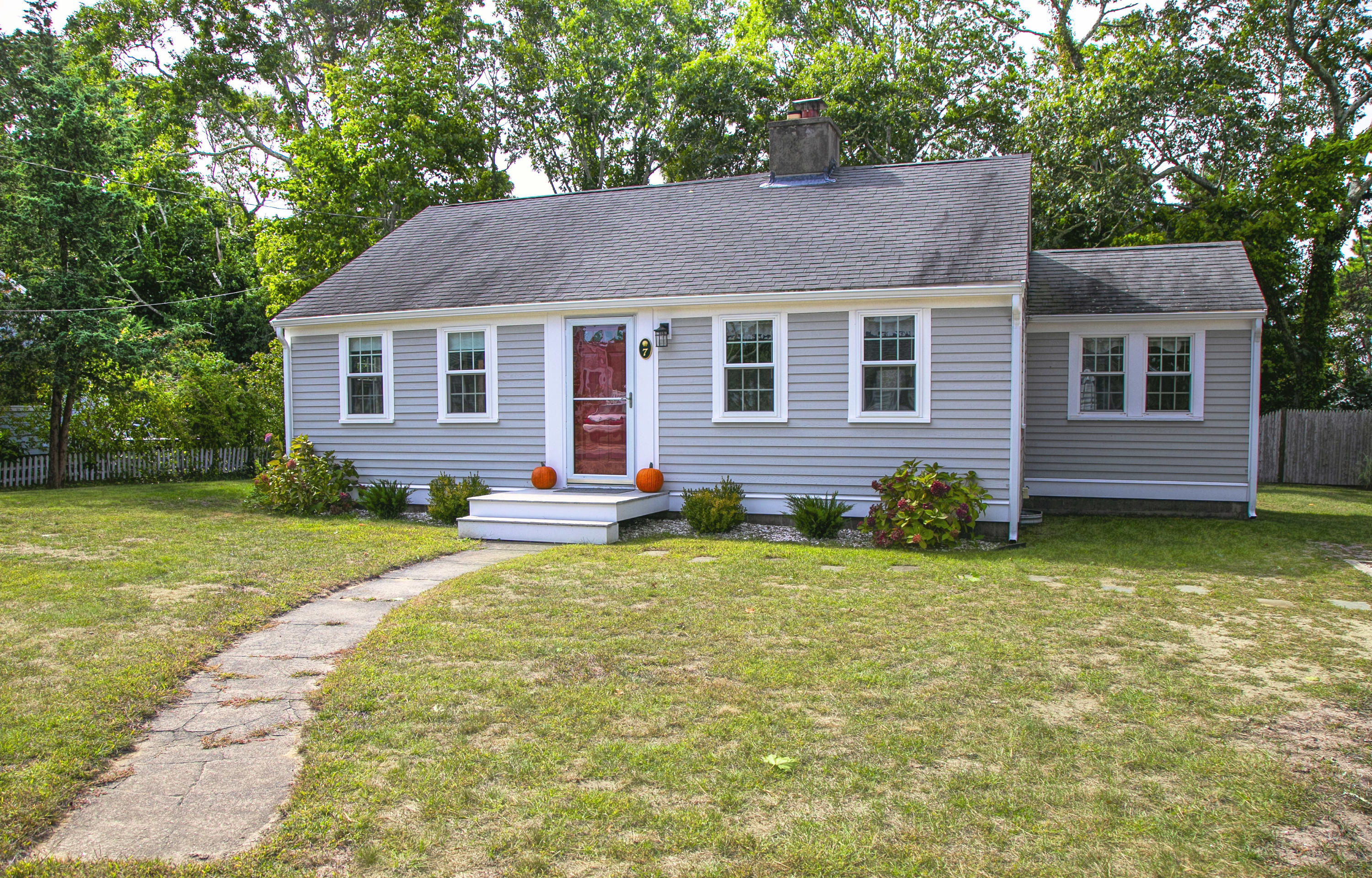 7 Uncle Ephriams Road Yarmouth MA 02664