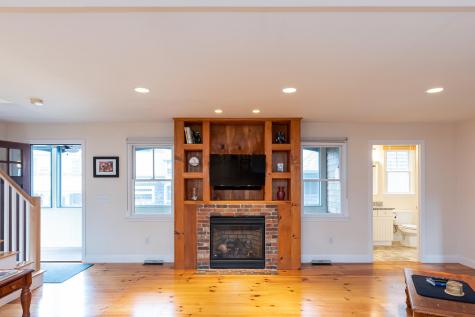 9a Holway Avenue Provincetown MA 02657