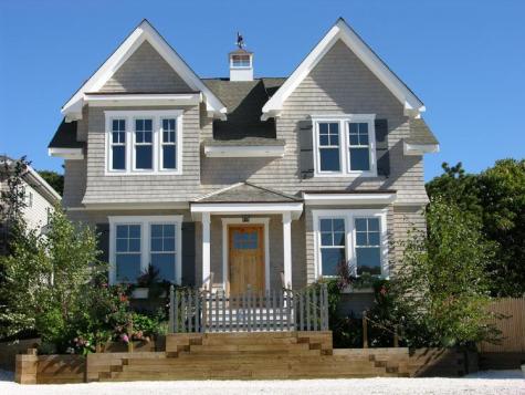 53 Harry Kemp Way Provincetown MA 02657
