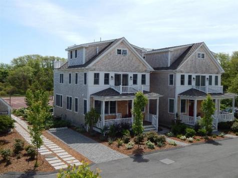 21 Bradford Extension Street Provincetown MA 02657