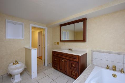 7 Crescent Court Yarmouth MA 02664