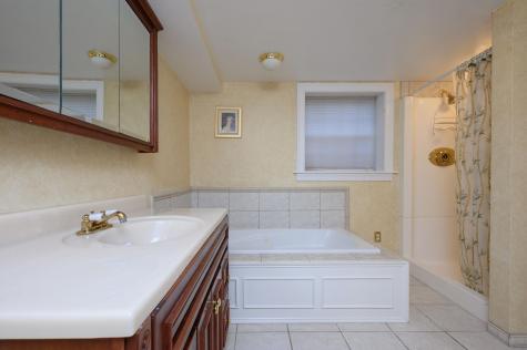 7 Crescent Court Yarmouth MA 02664