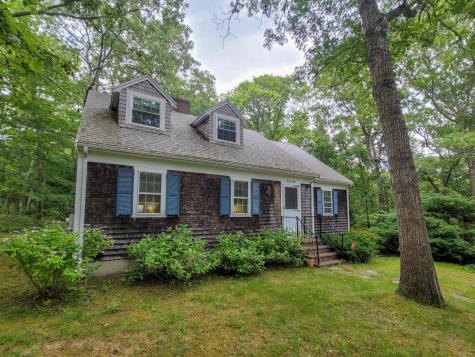 28 Cachalot Lane Falmouth MA 02540