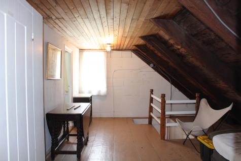 9 Castle Terrace Truro MA 02666