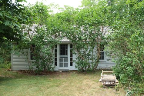 9 Castle Terrace Truro MA 02666