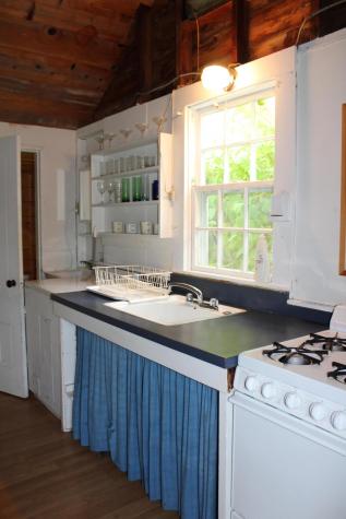 9 Castle Terrace Truro MA 02666