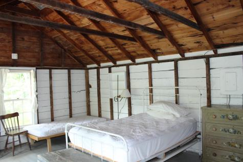 9 Castle Terrace Truro MA 02666