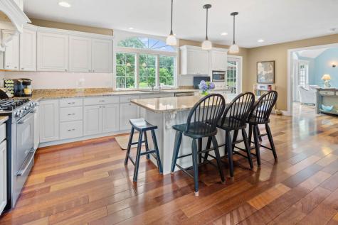17 Labrador Lane Brewster MA 02631