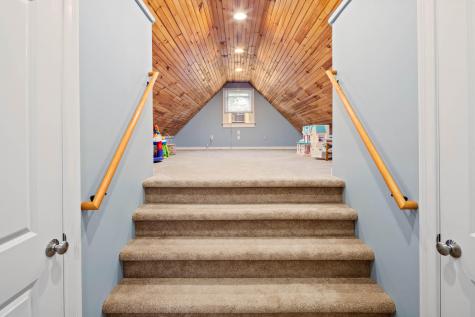 17 Labrador Lane Brewster MA 02631