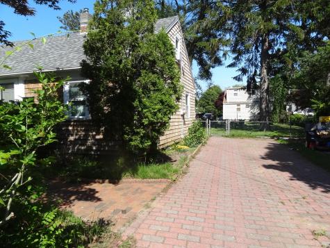 19 Brookshire Road Barnstable MA 02601