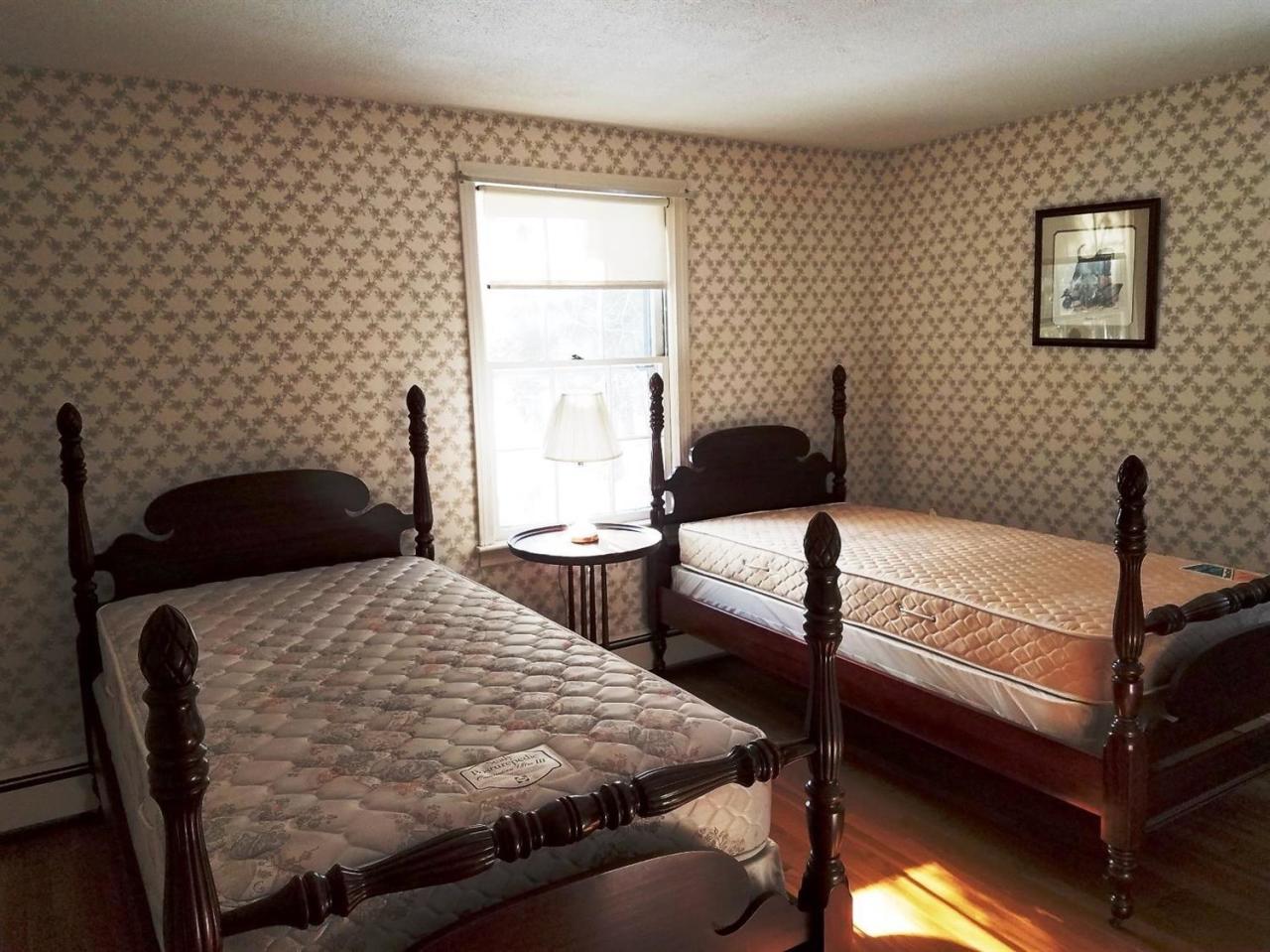 25 Dartmoor Way Yarmouth MA 02675