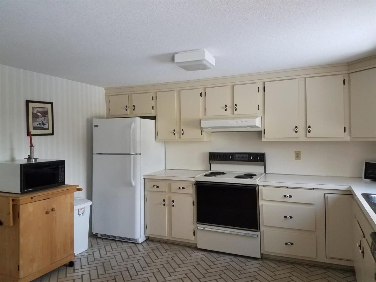 25 Dartmoor Way Yarmouth MA 02675