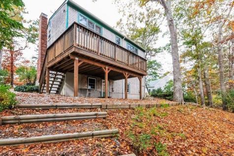 15 Sadys Lane Falmouth MA 02536
