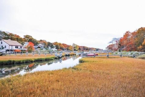 15 Sadys Lane Falmouth MA 02536