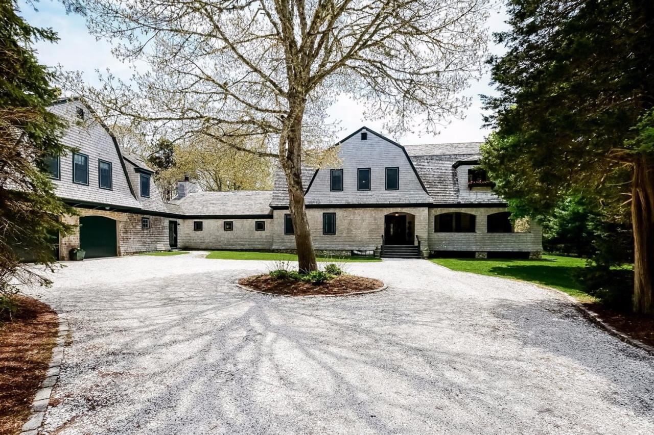 18 Willow Lane Yarmouth MA 02664