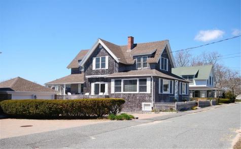 8 Wyoming Avenue Falmouth MA 02540