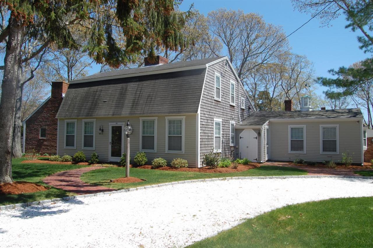 148 Pleasant Street Yarmouth MA 02664