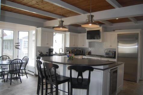148 Pleasant Street Yarmouth MA 02664
