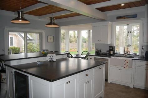148 Pleasant Street Yarmouth MA 02664