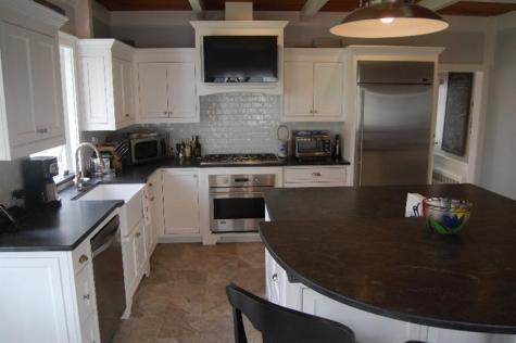 148 Pleasant Street Yarmouth MA 02664