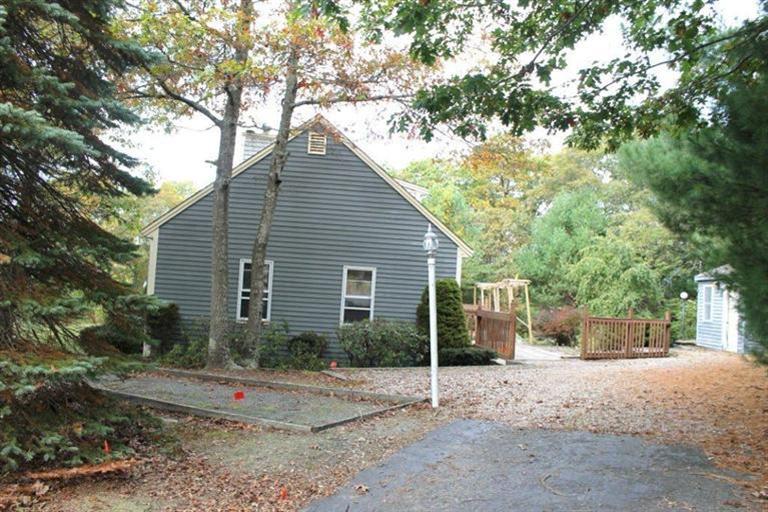 41 Old Kenyon Road Falmouth MA 02536