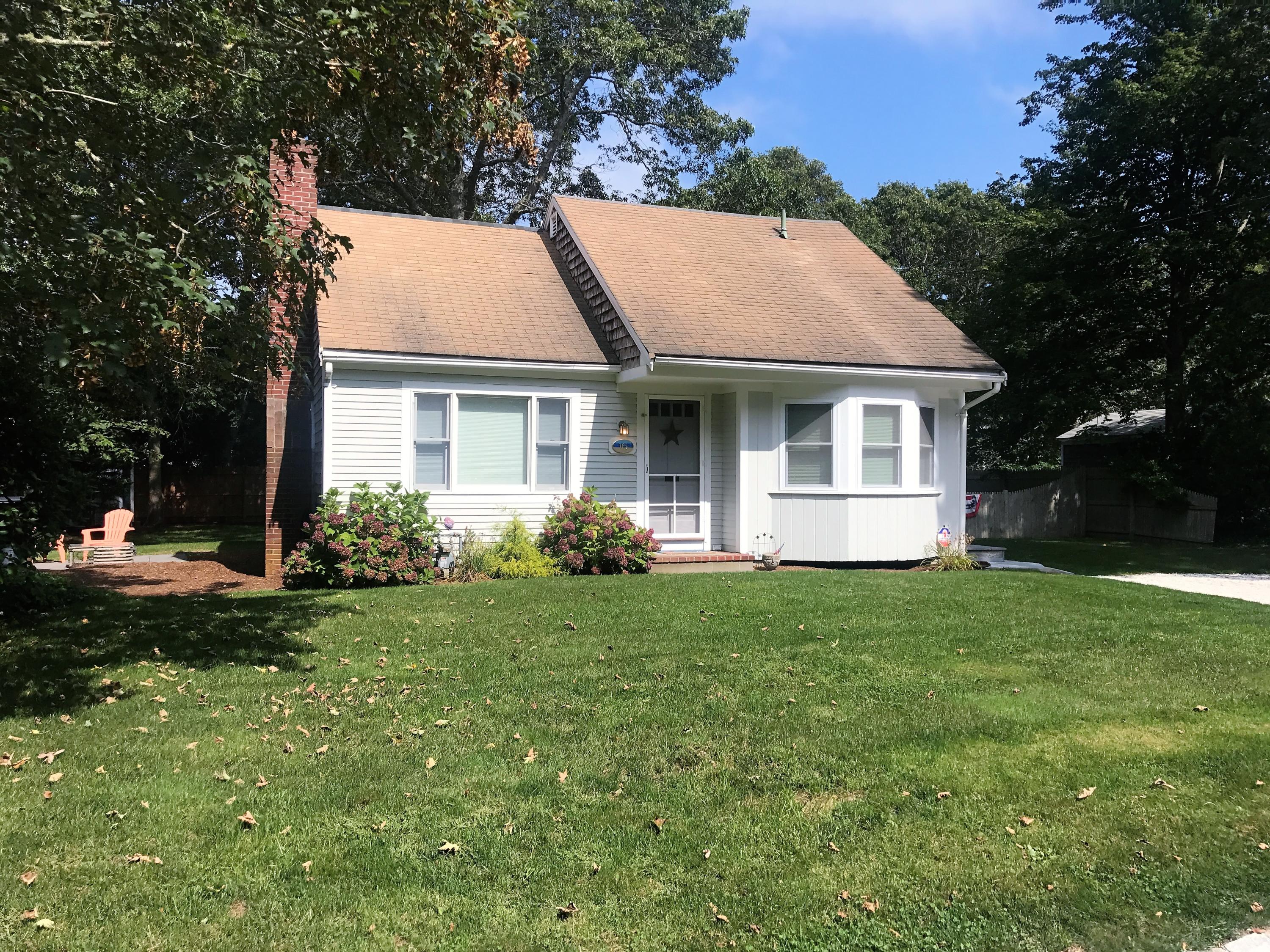 16 Checkerberry Lane Yarmouth MA 02673
