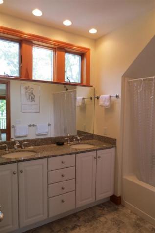 172 Daniels Island Road Mashpee MA 02649