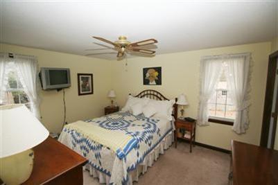 39 Victoria Street Barnstable MA 02632