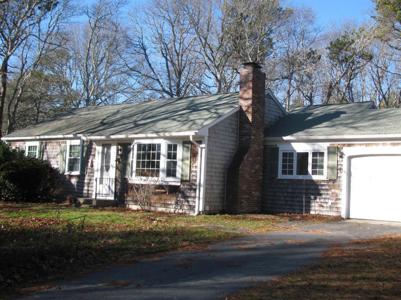 5 Clear Brook Road, Yarmouth