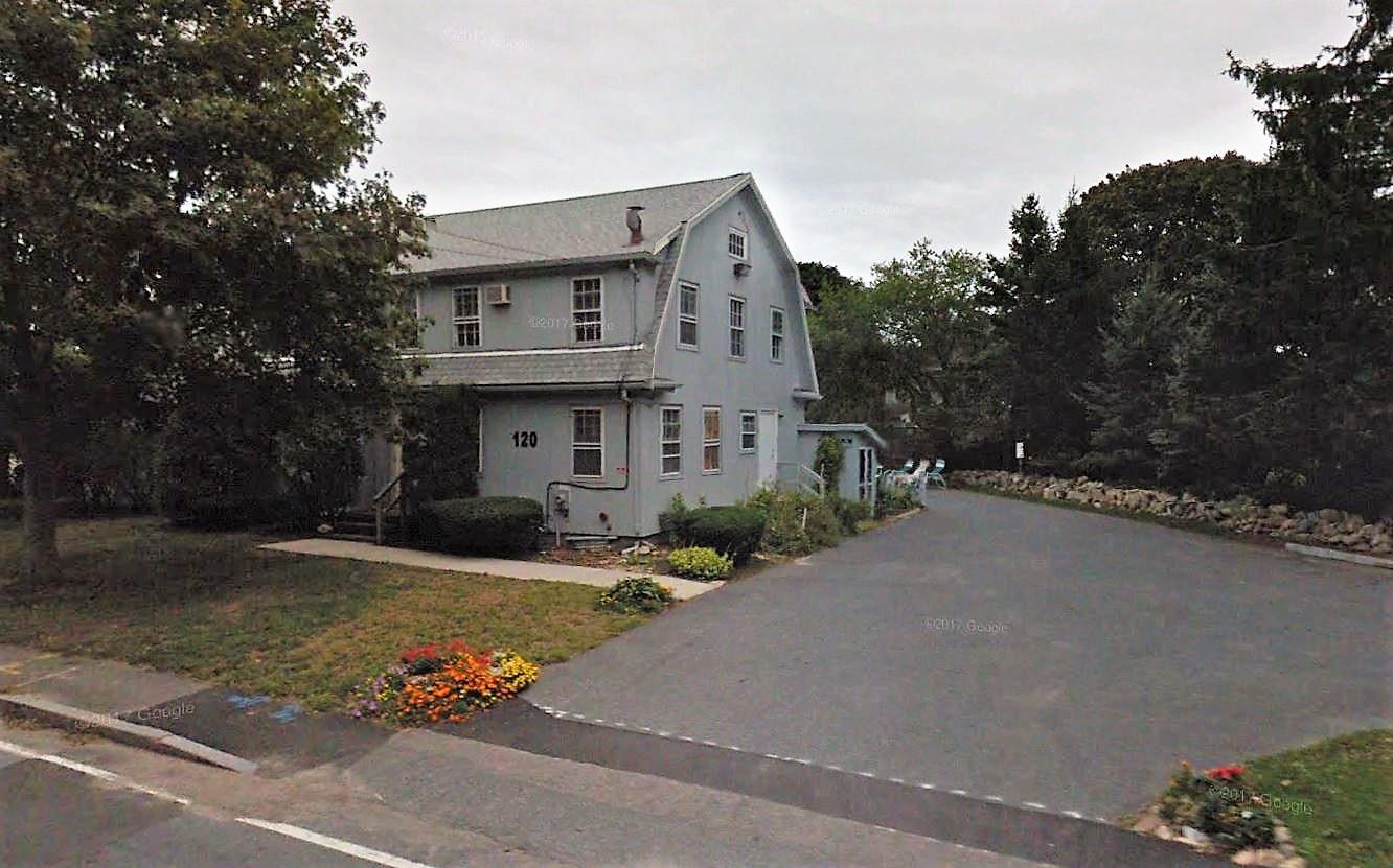 120 Yarmouth Road, Barnstable