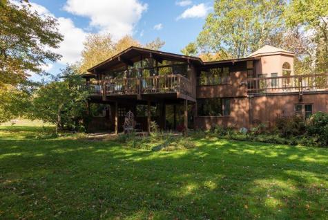 50 Aucoot Road Mattapoisett MA 02739