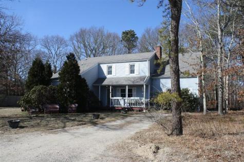 10 New Holland Road Yarmouth MA 02673