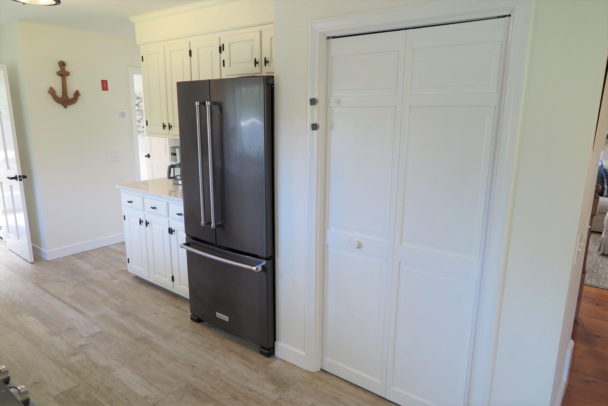 140 Pleasant Street Chatham MA 02659