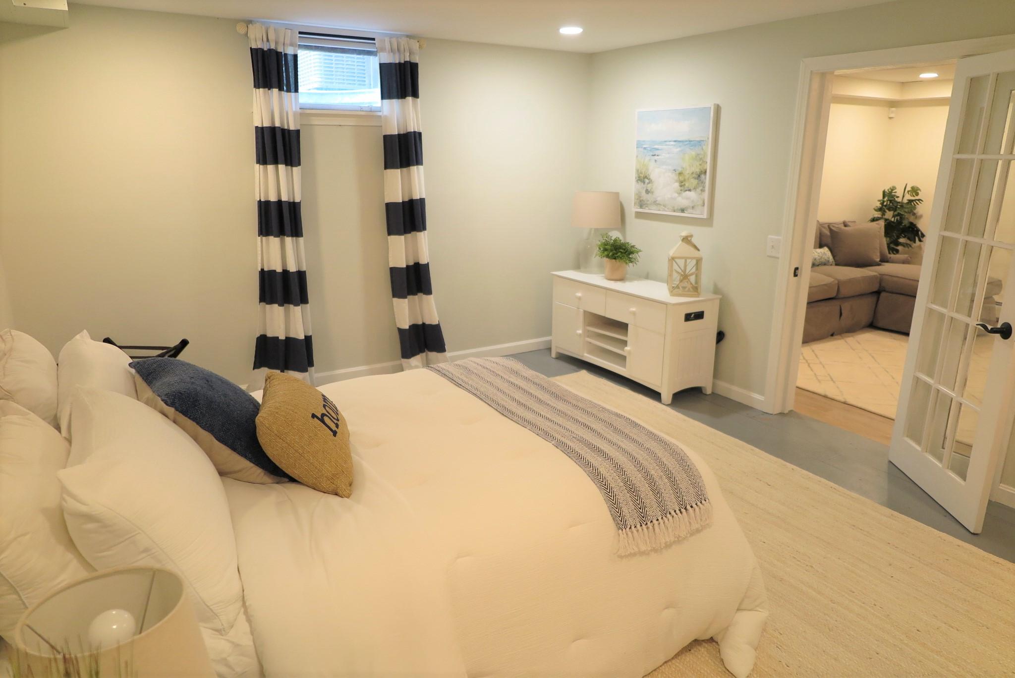 140 Pleasant Street Chatham MA 02659