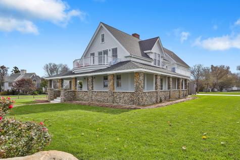 77 Seaside Avenue Dennis MA 02638