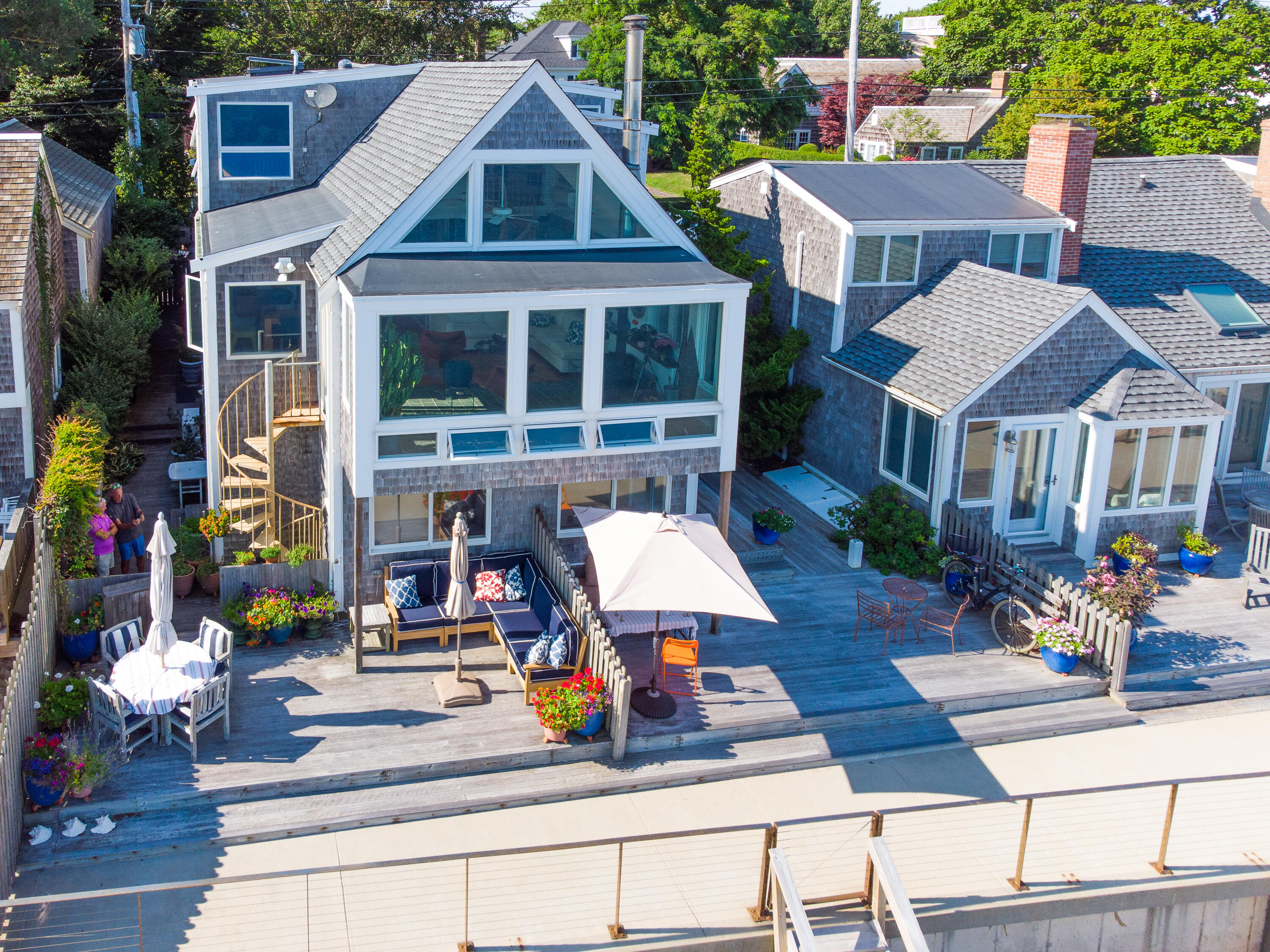 Cape Cod Real Estate 553555 Commercial Street, Provincetown MA MLS