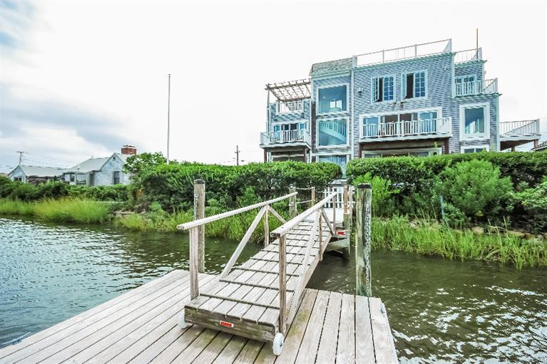 26 Short Beach Road Barnstable MA 02632