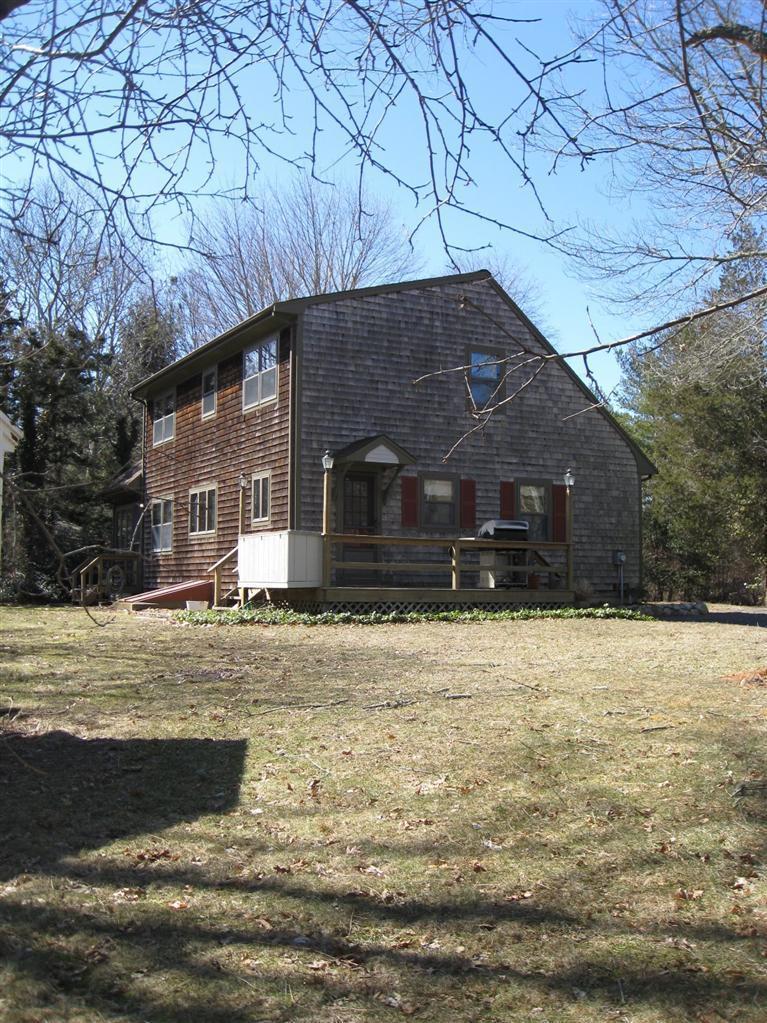 19 Richards Lane Barnstable MA 02632
