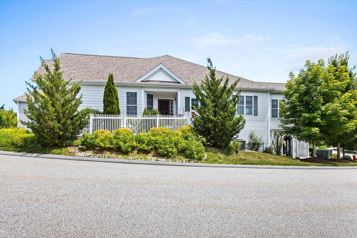 88 Old Field Road Plymouth MA 02360