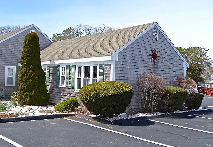135 South Shore Drive Yarmouth MA 02664