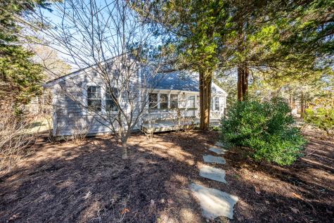 24 Moss Road Yarmouth MA 02673