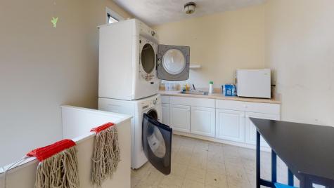 79 School Street Dennis MA 02670