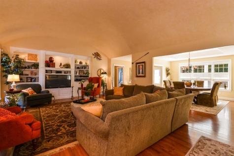 16 White Birch Way Barnstable MA 02668