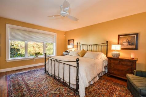 16 White Birch Way Barnstable MA 02668